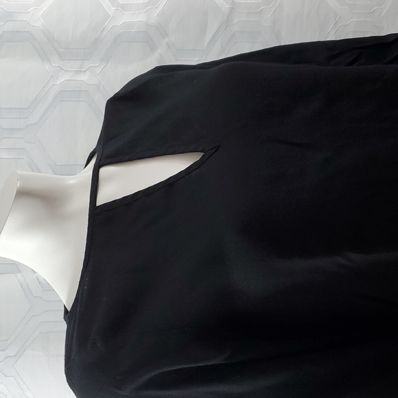 Zara Basics Black Keyhole shirt size XS - Picture 3 of 7